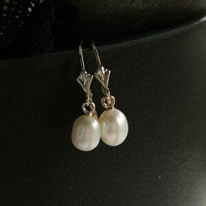 Sterling silver Cultured White Pearl drop earrings lever backs 🆕